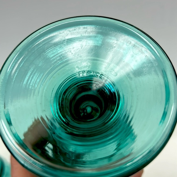 Vintage 1980s stamped France turquoise  stemmed set of 6 water goblets by Lumin… - Picture 7 of 8